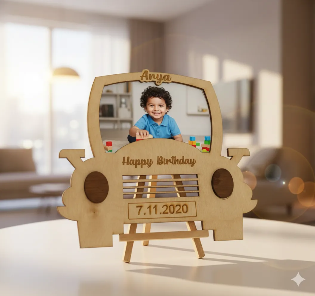 4 WOODEN BABY FRAME - Image 1